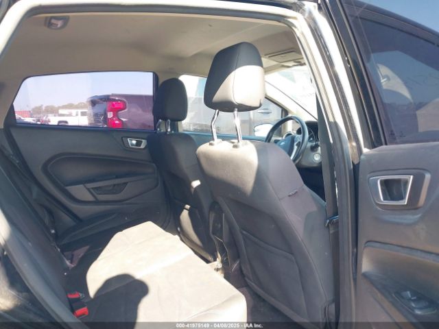 3FADP4EJ3GM146945 Ford FIESTA SE