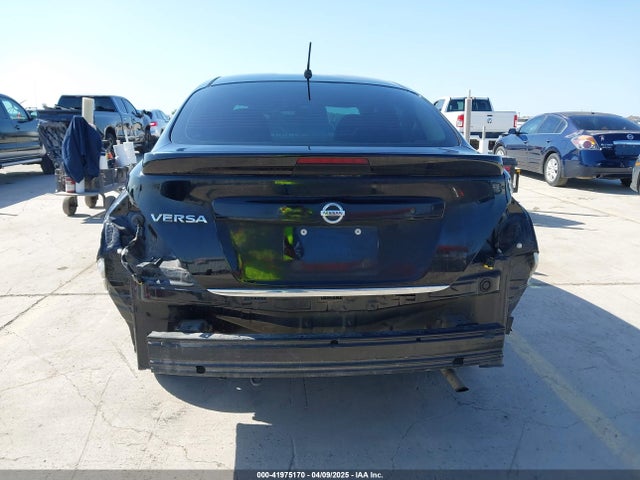 3N1CN7APXJL801173 Nissan Versa 1.6 S+