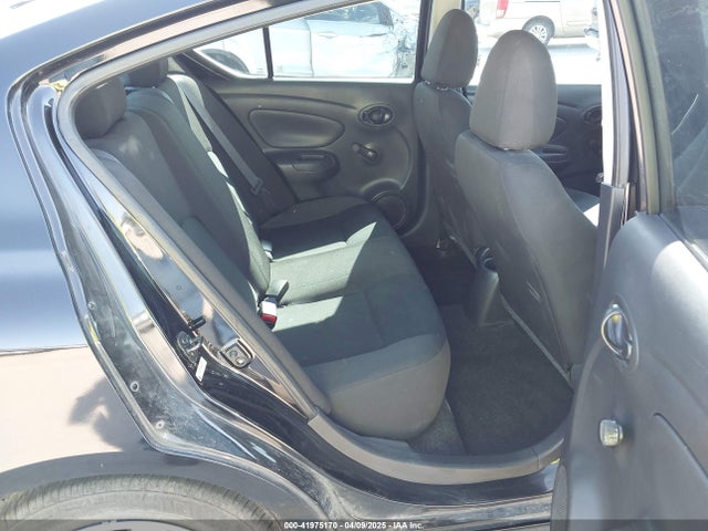 3N1CN7APXJL801173 Nissan Versa 1.6 S+