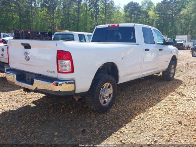3C6UR5HL0NG202656 RAM 2500 Tradesman  4x4 8' Box