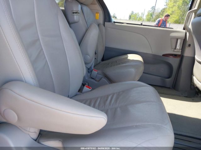 5TDYK3DC7ES431782 Toyota Sienna Xle V6 8 Passenger