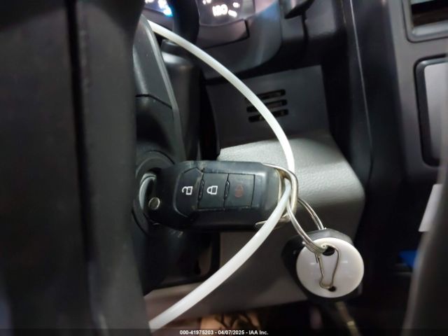 1FTMF1CP8FKD71290 Ford F-150 Xl