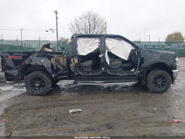1FT7W2BN3NEF50675 Ford F-250 Xlt