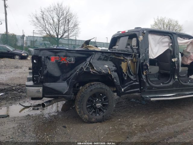 1FT7W2BN3NEF50675 Ford F-250 Xlt