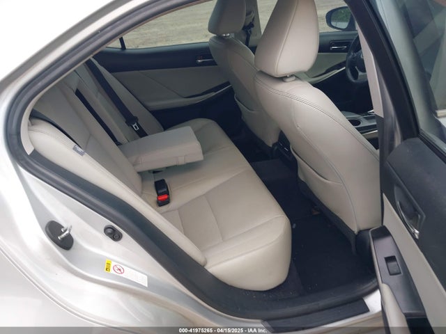 Lexus IS 250 2014 JTHBF1D28E5027223 Image 8