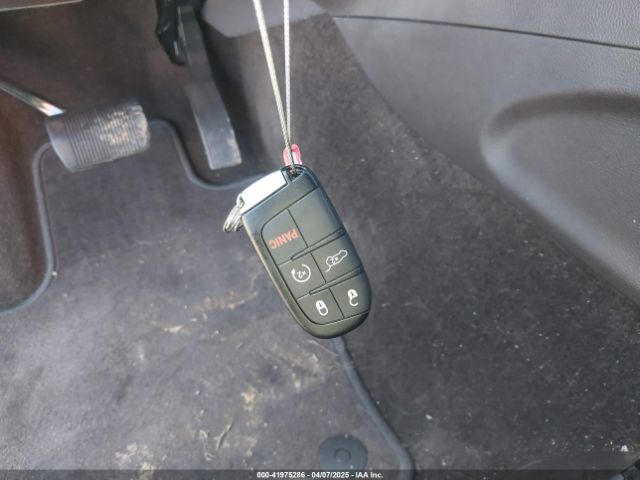 1C4RJECG9KC644253 Jeep Grand Cherokee Overland 4x2