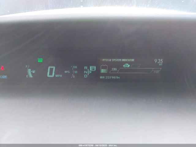 JTDKN3DU3E1748414 Toyota Prius Two