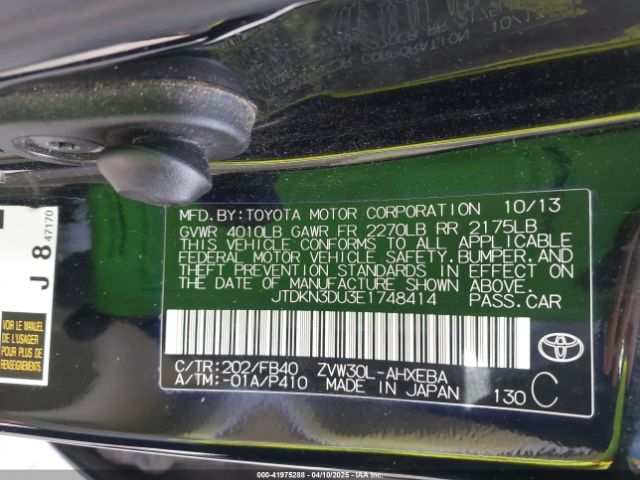 JTDKN3DU3E1748414 Toyota Prius Two