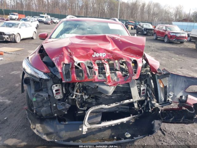 1C4PJMCSXEW141453 Jeep Cherokee Latitude