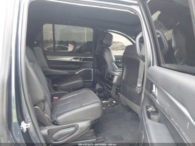 2023 JEEP WAGONEER 1C4SJUBP7PS563049 Photo 7