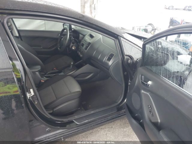 KNAFK5A89G5574385 KIA FORTE LX