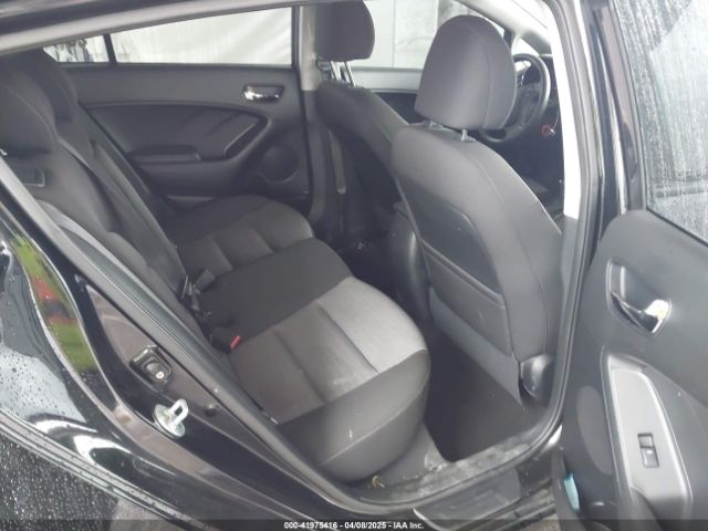 KNAFK5A89G5574385 KIA FORTE LX