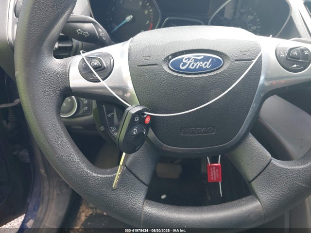 41975434 :رقم المزاد ، 1FMCU0G75GUB97640 vin ، 2016 Ford Escape Se مزاد بيع