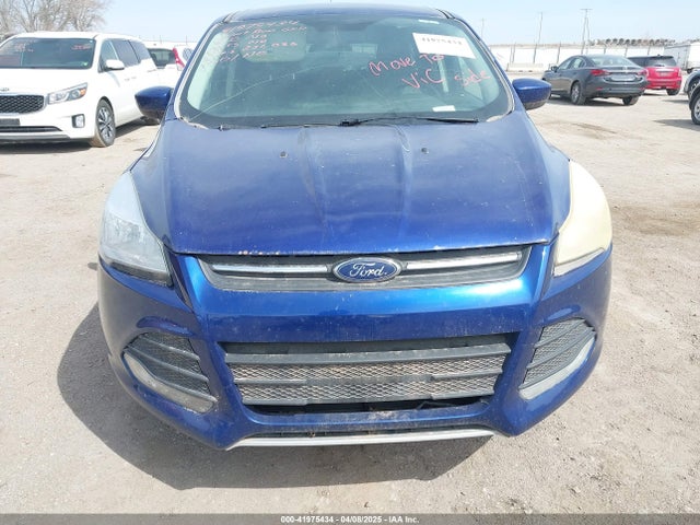 41975434 :رقم المزاد ، 1FMCU0G75GUB97640 vin ، 2016 Ford Escape Se مزاد بيع