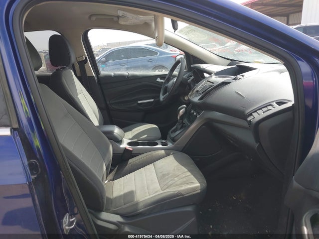 41975434 :رقم المزاد ، 1FMCU0G75GUB97640 vin ، 2016 Ford Escape Se مزاد بيع