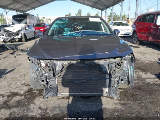 4T1B11HK2JU545088 Toyota CAMRY SE
