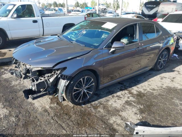 4T1B11HK2JU545088 Toyota CAMRY SE