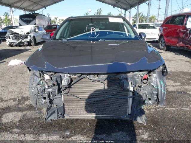 4T1B11HK2JU545088 Toyota CAMRY SE