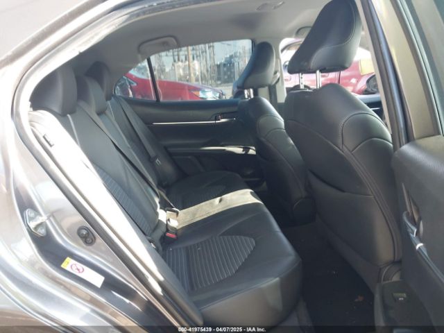 4T1B11HK2JU545088 Toyota CAMRY SE