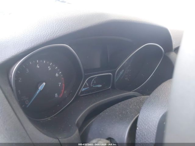 1FADP3F2XHL300331 Ford FOCUS SE