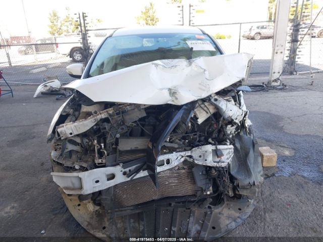1FADP3F2XHL300331 Ford FOCUS SE