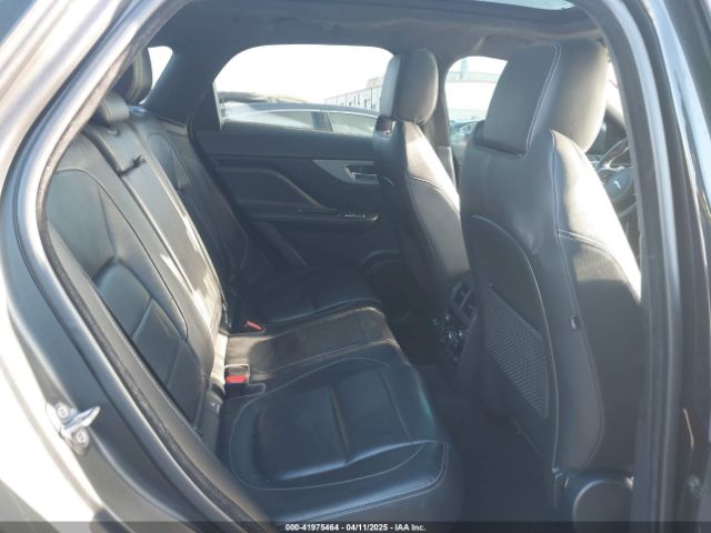 2018 JAGUAR F-PACE SADCM2FVXJA899997 Photo 7