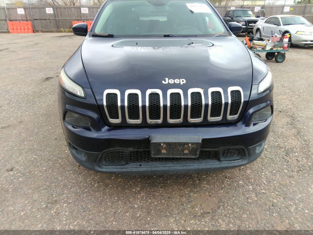 1C4PJMCS7FW746984 Jeep Cherokee Latitude