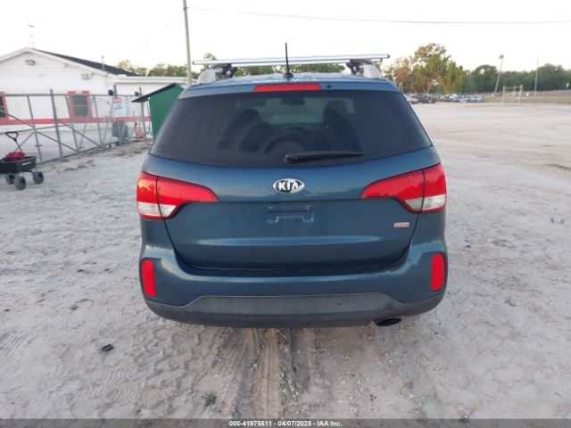 5XYKT4A67FG600933 KIA SORENTO LX