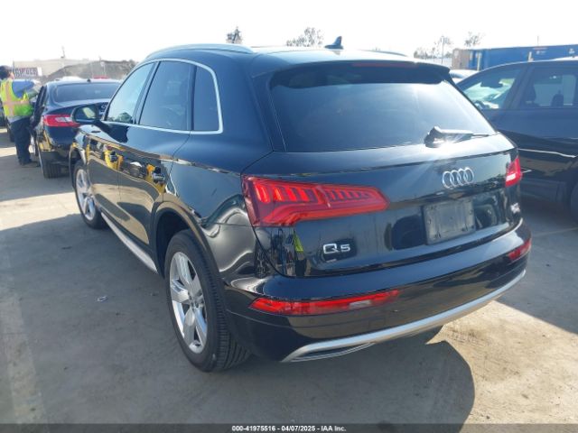WA1BNAFY9J2055866 Audi Q5 2.0t Premium/2.0t Tech Premium