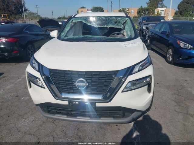 JN8BT3BA2PW434018 Nissan Rogue Sv Fwd