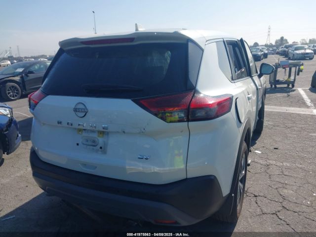 JN8BT3BA2PW434018 Nissan Rogue Sv Fwd