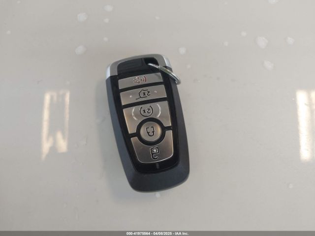 1FMCU9DZ8LUA58350 Ford Escape Titanium Hybrid