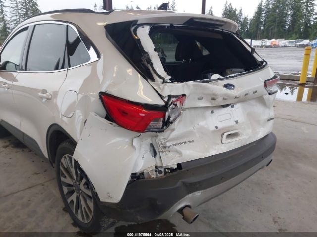 1FMCU9DZ8LUA58350 Ford Escape Titanium Hybrid