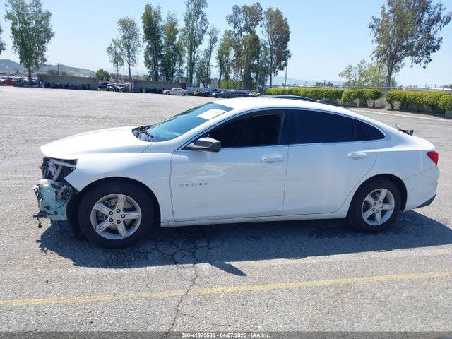 1G1ZB5ST1LF088086 Chevrolet Malibu Fwd Ls