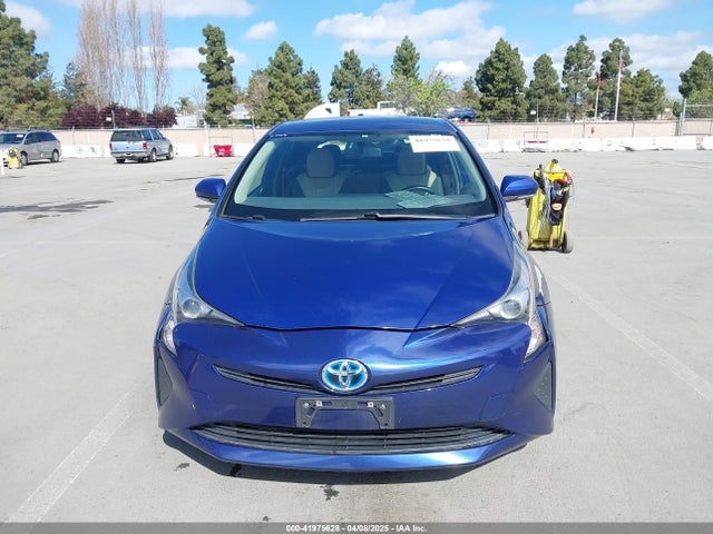 JTDKBRFU7G3528399 Toyota Prius Two