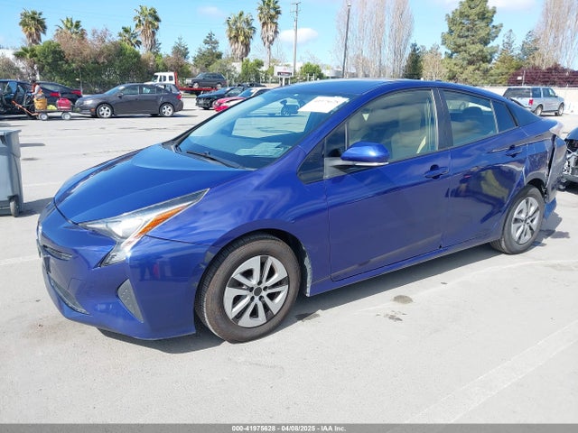JTDKBRFU7G3528399 Toyota Prius Two