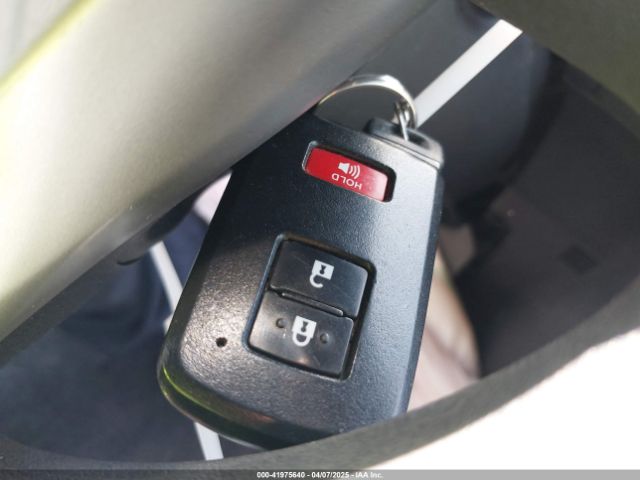 2012 TOYOTA PRIUS C JTDKDTB34C1025326 Photo 10