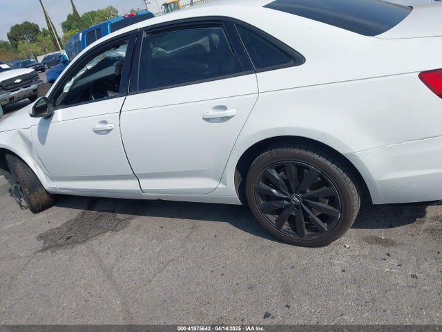 WAUGNAF49HN006066 Audi 2017