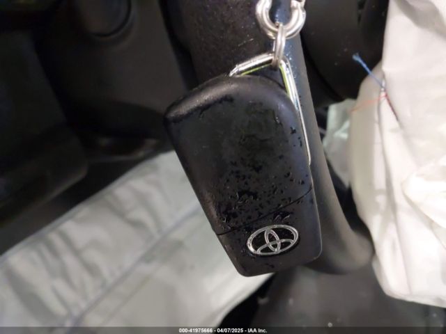 5YFB4MDE2RP117429 Toyota COROLLA LE