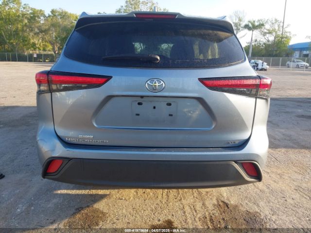 5TDGZRAH2NS092200 Toyota Highlander Xle