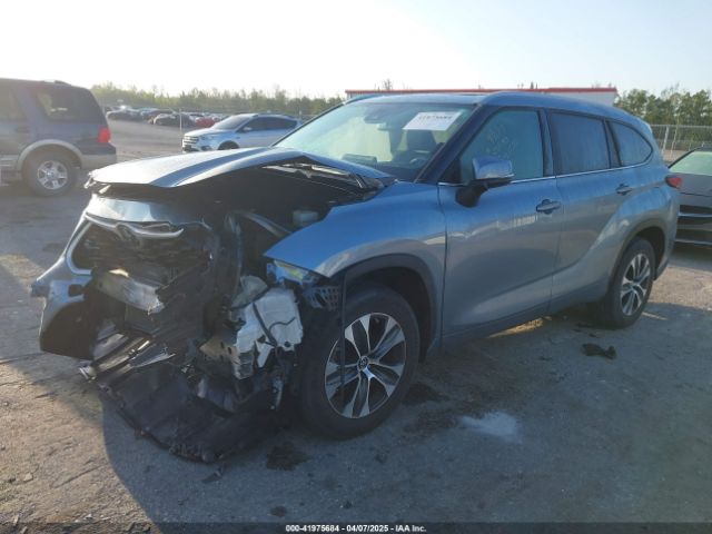 5TDGZRAH2NS092200 Toyota Highlander Xle