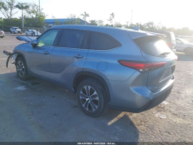 5TDGZRAH2NS092200 Toyota Highlander Xle