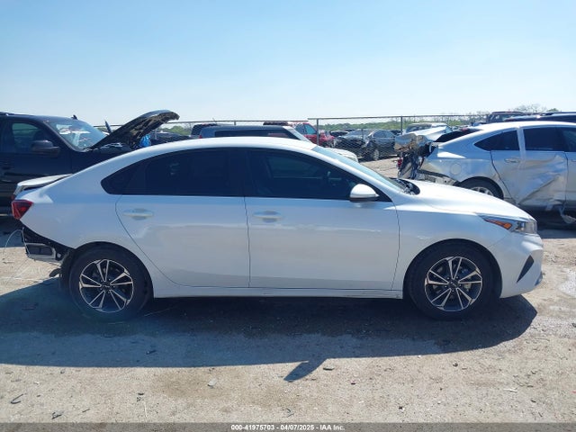 3KPF24AD0RE809371 KIA mpi nu