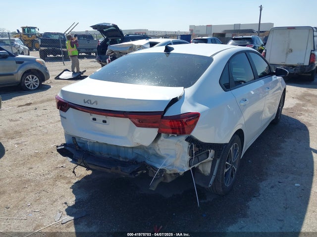 3KPF24AD0RE809371 KIA mpi nu