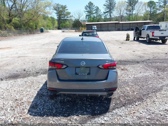 3N1CN8EV4LL827107 Nissan Versa Sv Xtronic Cvt