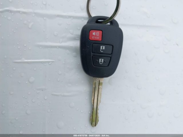2T3ZFREV7JW446433 Toyota RAV4 LE
