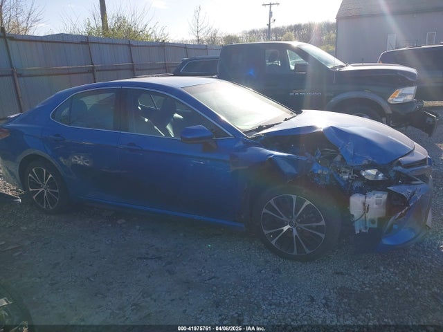 4T1B11HK9JU140782 Toyota CAMRY SE