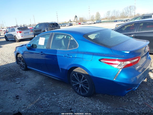 4T1B11HK9JU140782 Toyota CAMRY SE