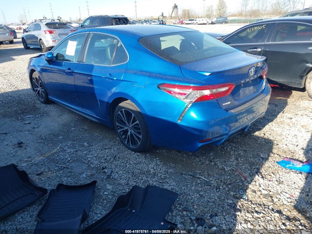 4T1B11HK9JU140782 Toyota CAMRY SE