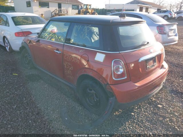 2012 MINI COOPER WMWSU3C56CT367152 Photo 2
